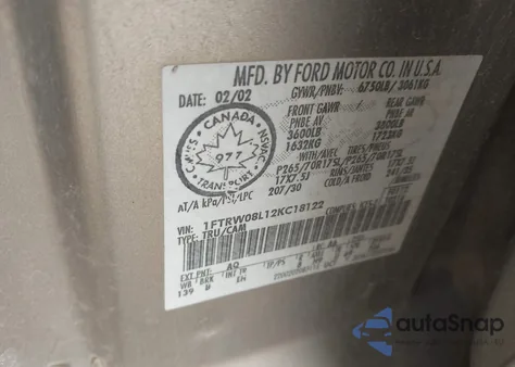 2002 Ford F-150 Lariat/Xlt z USA, uszkodzony, nr VIN 1FTRW08L12KC18122